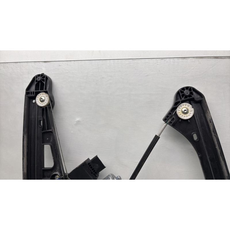 Leve vitre electrique avant droit PEUGEOT 5008 2 Photo n°4