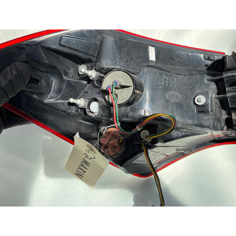 Feu arriere principal droit (feux) HYUNDAI I 20 2 Photo n°3