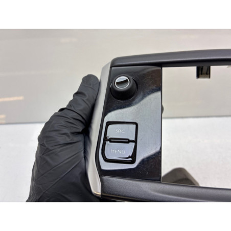 Facade autoradio PEUGEOT 208 1