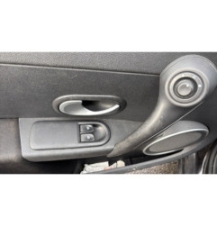 Amortisseur avant droit RENAULT CLIO 3