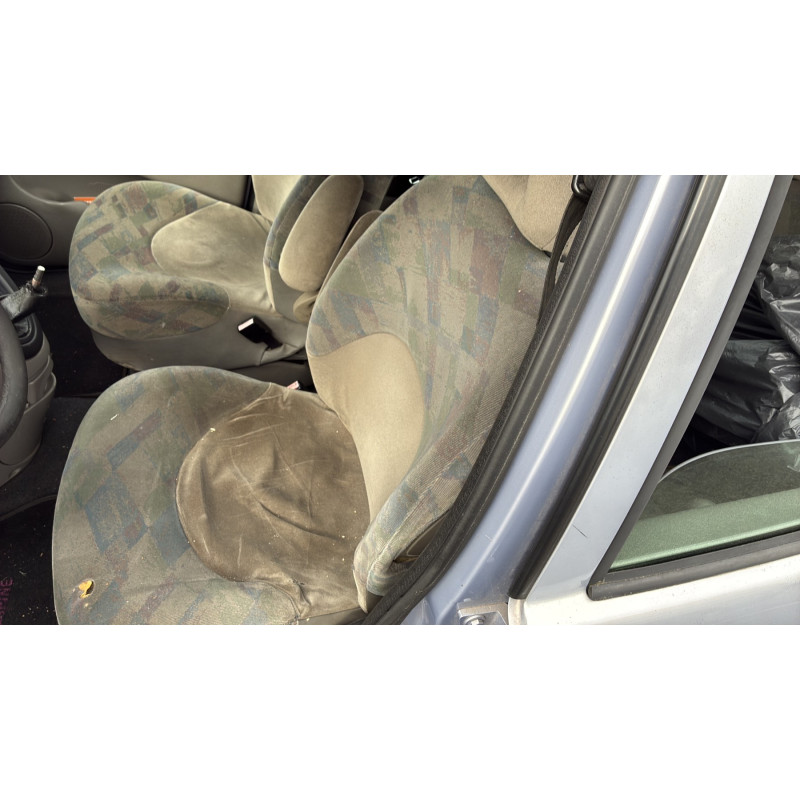 Baguette de coffre CITROEN XSARA PICASSO Photo n°15