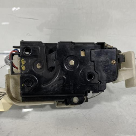 Serrure avant droit VOLKSWAGEN PASSAT 4