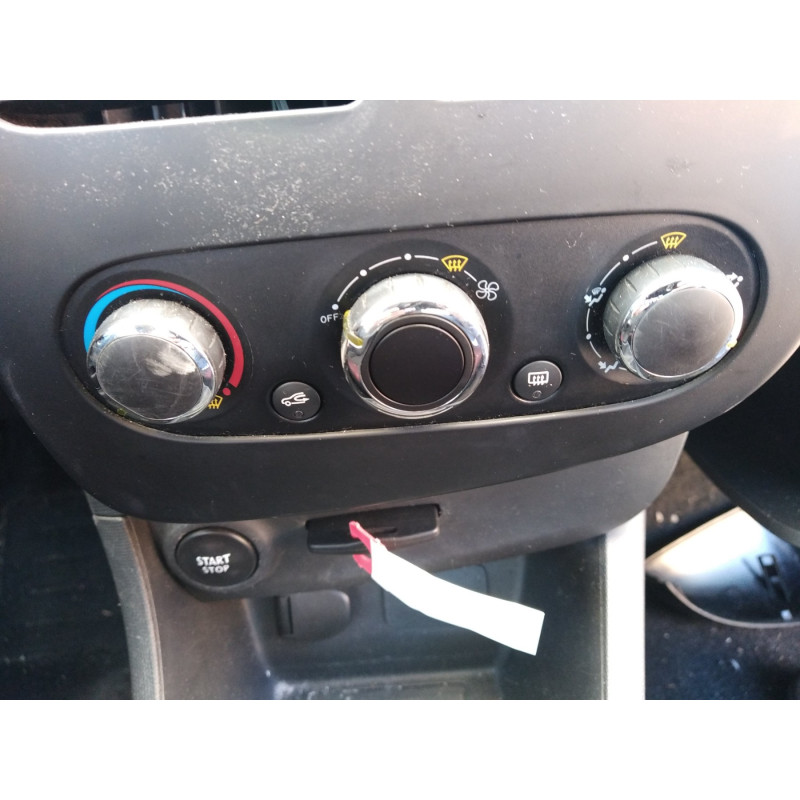 Custode avant gauche (porte) RENAULT CLIO 4 Photo n°11