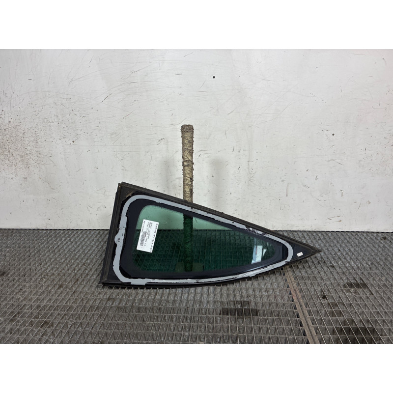 Custode arriere droit RENAULT MEGANE 3 Photo n°2
