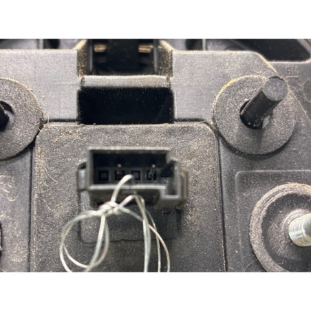 Bouton de coffre OPEL CORSA E Photo n°1