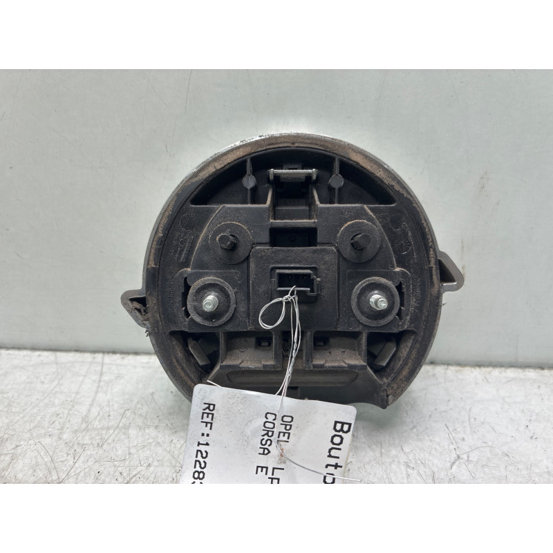 Bouton de coffre OPEL CORSA E Photo n°4