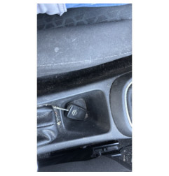 Bouton de coffre OPEL CORSA E