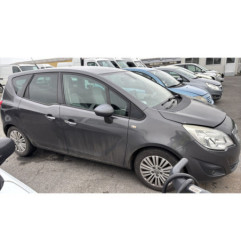 Calculateur moteur OPEL MERIVA B