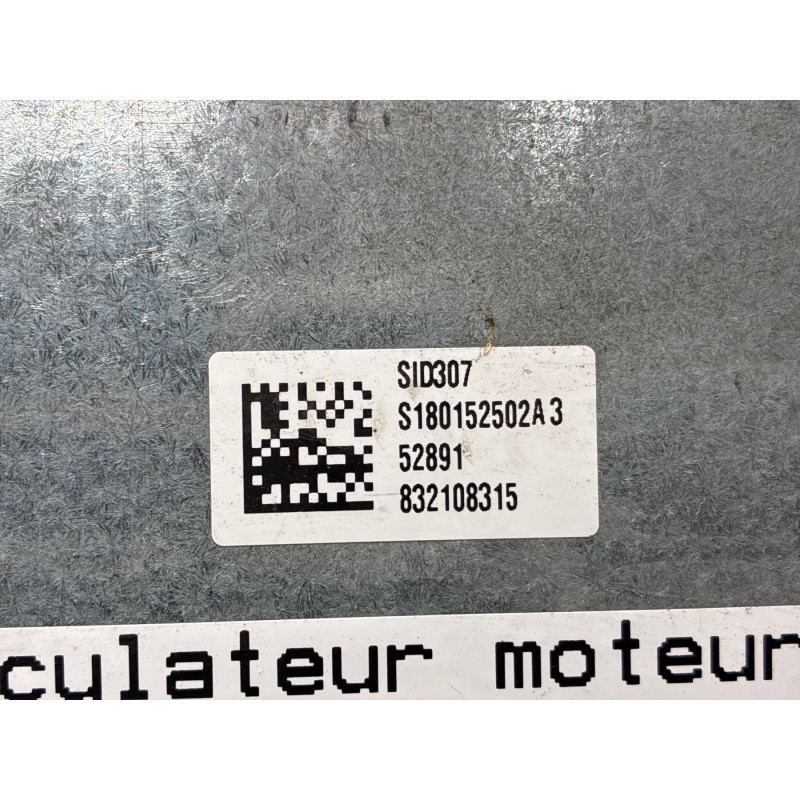 Calculateur moteur RENAULT MEGANE 3 Photo n°5