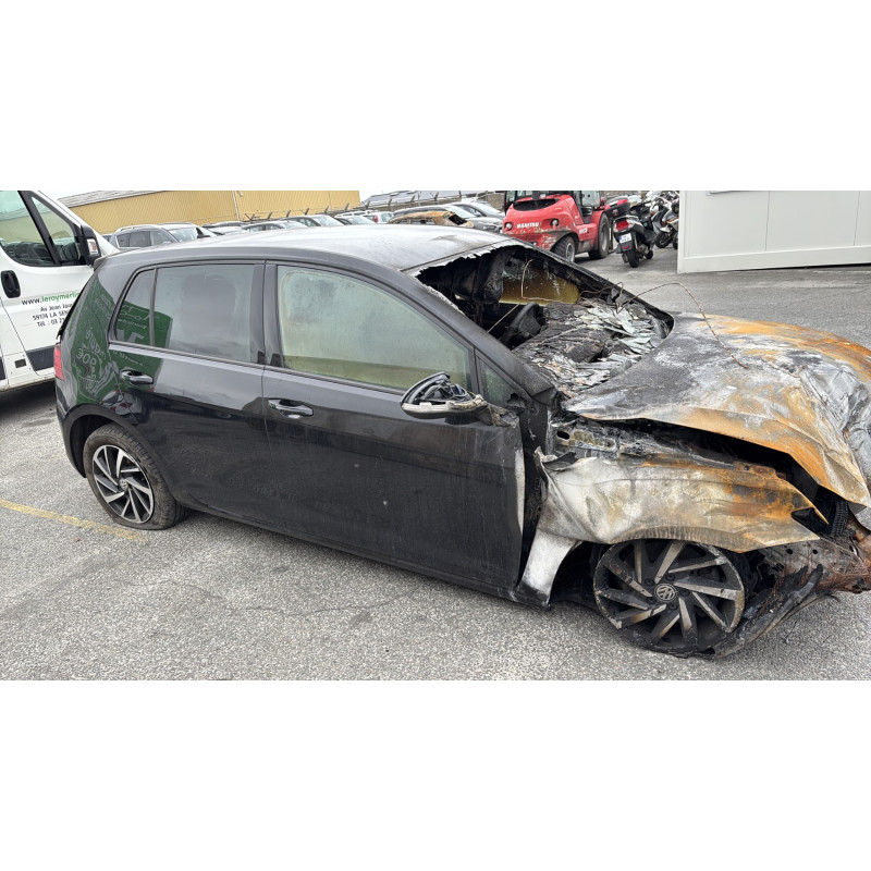 Catadioptre arriere droit VOLKSWAGEN GOLF 7 Photo n°11