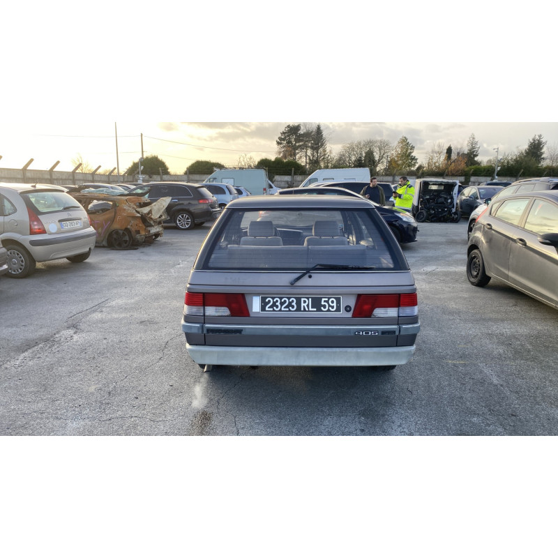 Optique avant secondaire gauche (feux)(clignotant) PEUGEOT 405 Photo n°14
