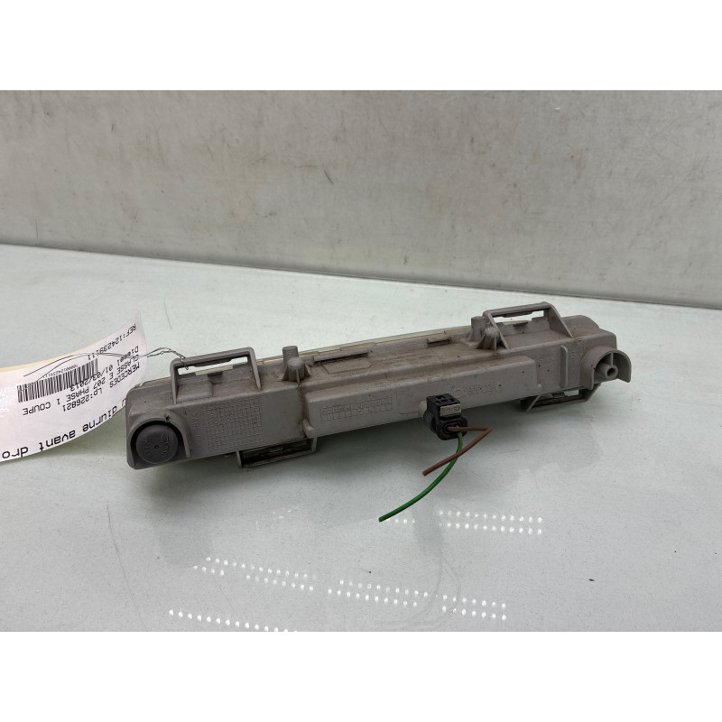 Feu diurne avant droit MERCEDES CLASSE E 207 Photo n°2