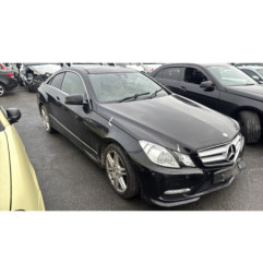 Feu arriere secondaire gauche (feux) MERCEDES CLASSE E 207