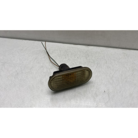 Repetiteur clignotant avant droit  (Feux) SEAT TOLEDO 2 Photo n°1