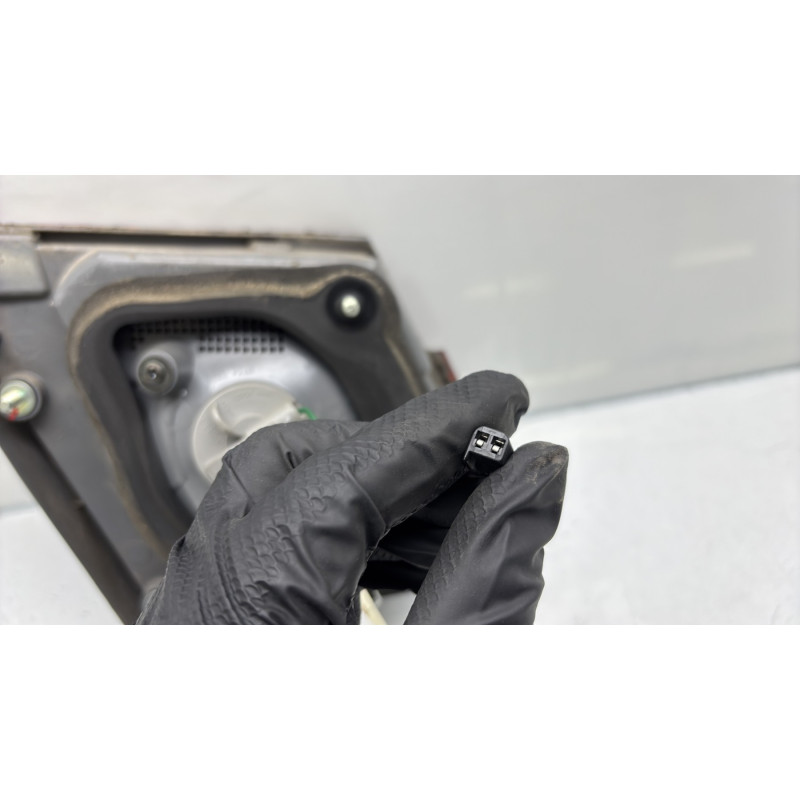 Feu arriere secondaire droit (feux) CHEVROLET CRUZE Photo n°4