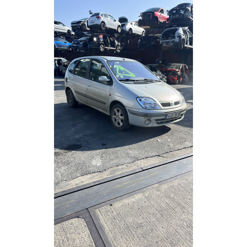 Compresseur clim RENAULT SCENIC 1 Photo n°7