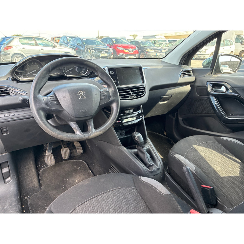 PEUGEOT 208 1 PHASE 2 1.6 BLUE HDI - 8V TURBO Photo n°18