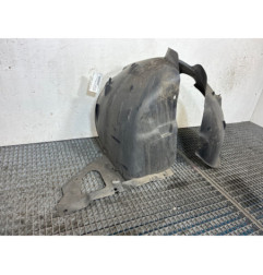 Pare boue avant droit PEUGEOT 208 1