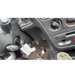 Interrupteur de leve vitre avant droit PEUGEOT 306