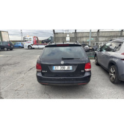 Pare boue avant gauche VOLKSWAGEN GOLF 5