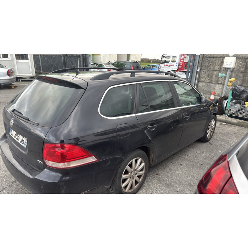 Pare boue avant gauche VOLKSWAGEN GOLF 5 Photo n°7