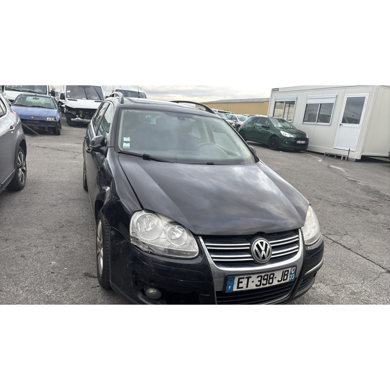 Pare boue avant gauche VOLKSWAGEN GOLF 5 Photo n°8