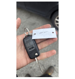 Pare boue avant gauche VOLKSWAGEN GOLF 5
