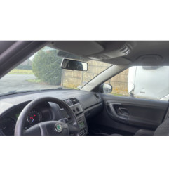 Pare boue avant droit SKODA FABIA 2