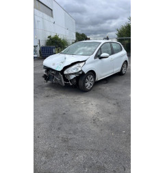 Ecran GPS PEUGEOT 208 1
