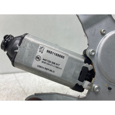 Moteur essuie glace arriere PEUGEOT 206 Photo n°1