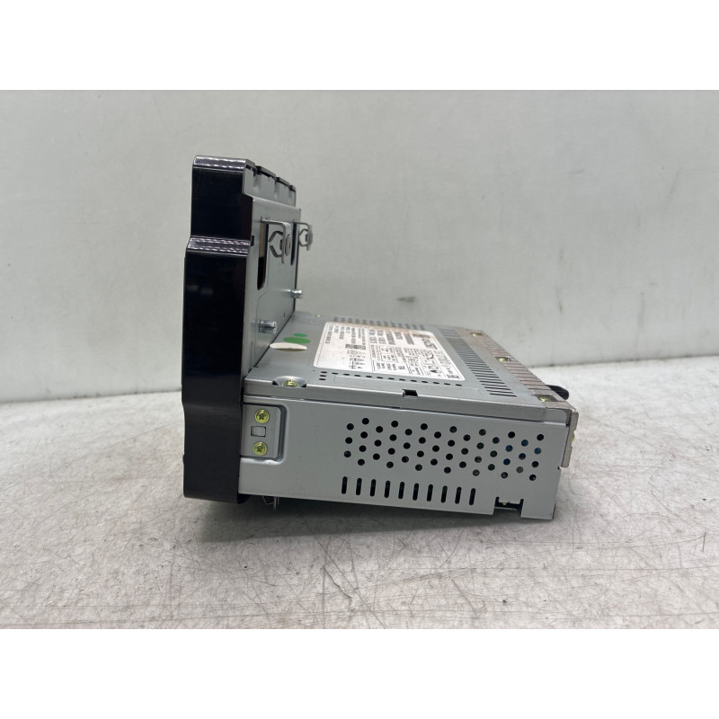 Ecran GPS OPEL CORSA E Photo n°1