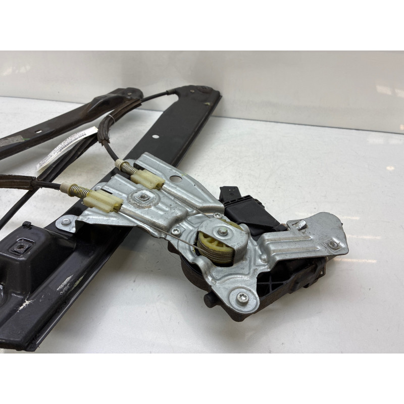 Leve vitre electrique avant droit OPEL MERIVA B Photo n°5