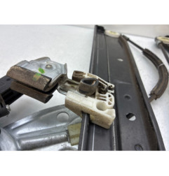 Leve vitre electrique avant droit OPEL MERIVA B