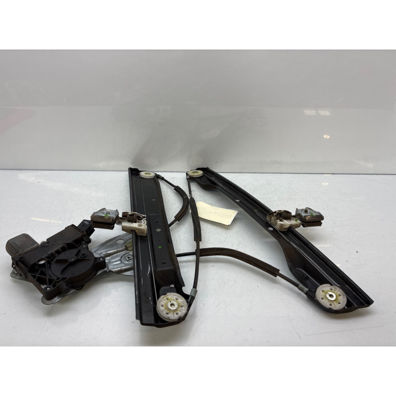 Leve vitre electrique avant droit OPEL MERIVA B Photo n°8