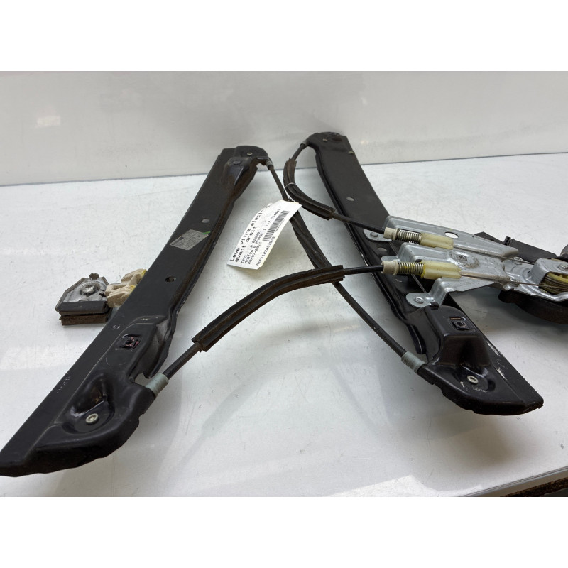 Leve vitre electrique avant droit OPEL MERIVA B Photo n°9