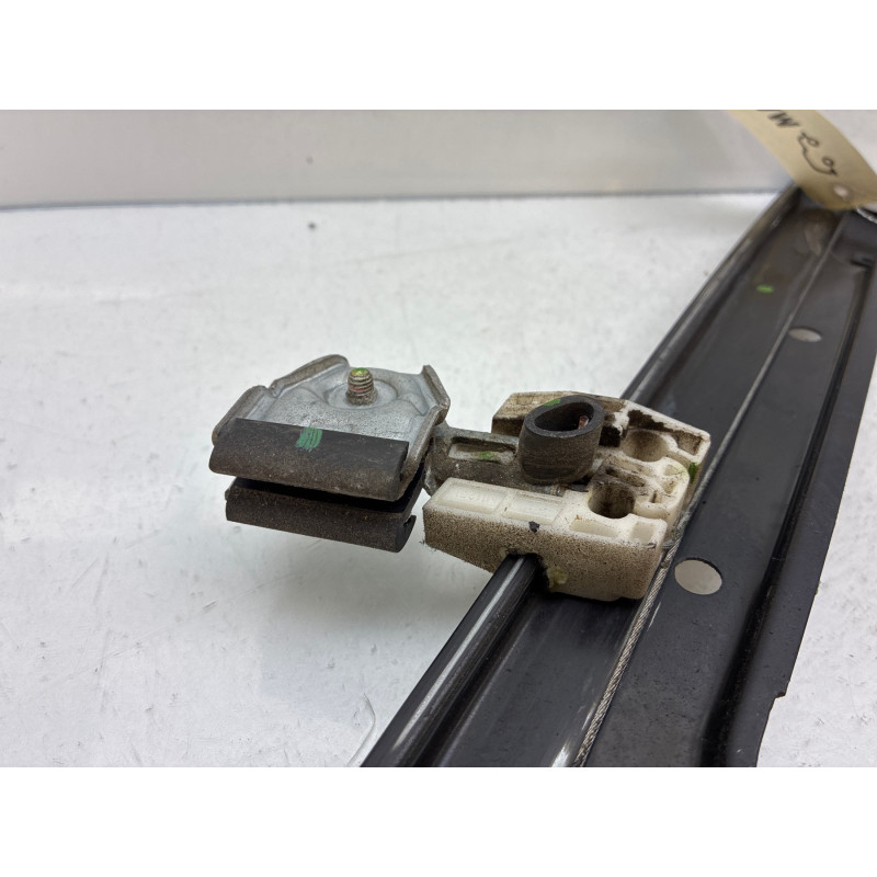 Leve vitre electrique avant gauche OPEL MERIVA B Photo n°3