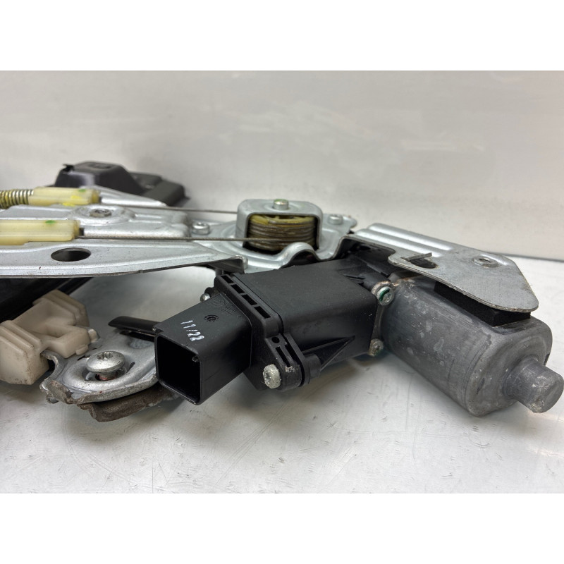 Leve vitre electrique avant gauche OPEL MERIVA B Photo n°6