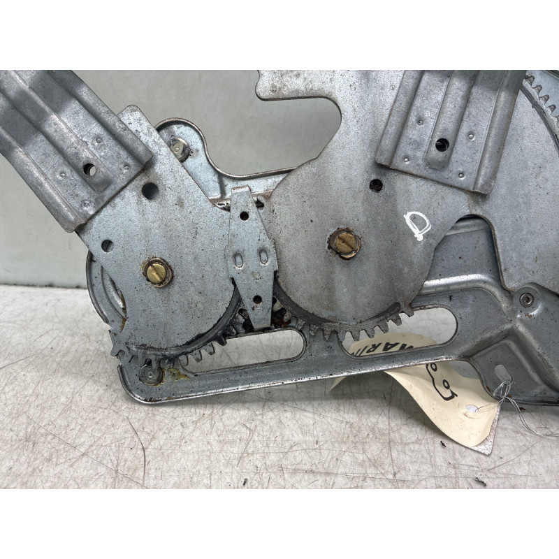 Leve vitre electrique avant droit RENAULT SAFRANE Photo n°5