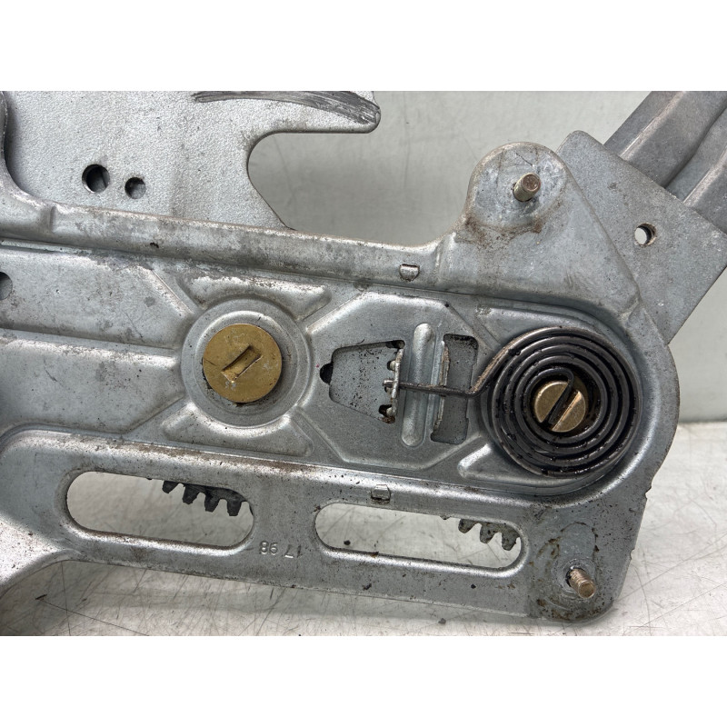 Leve vitre electrique avant droit RENAULT SAFRANE Photo n°8