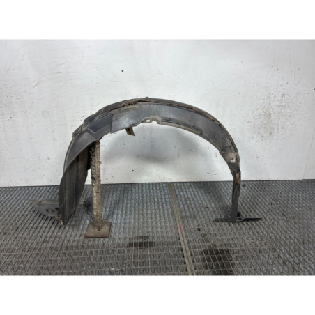 Pare boue avant gauche TOYOTA YARIS 2 Photo n°1