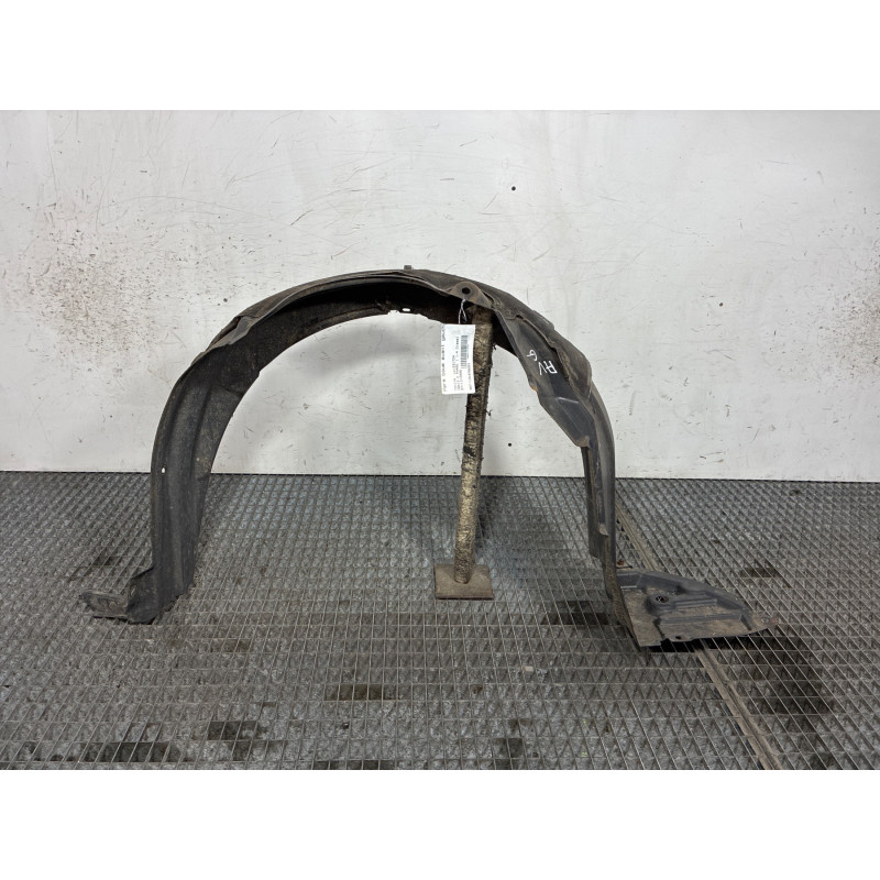 Pare boue avant gauche TOYOTA YARIS 2 Photo n°4