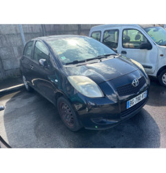 Pare boue avant gauche TOYOTA YARIS 2