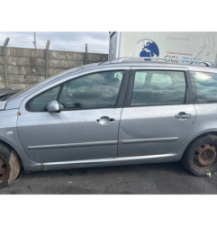 Pare boue avant droit PEUGEOT 307