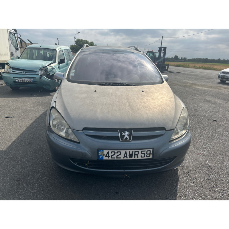 Pare boue avant droit PEUGEOT 307 Photo n°9