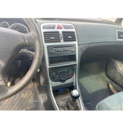 Pare boue avant droit PEUGEOT 307