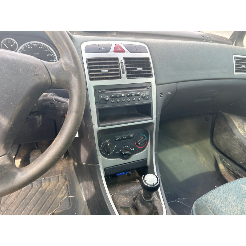 Pare boue avant droit PEUGEOT 307 Photo n°19