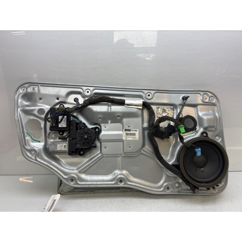 Leve vitre electrique avant gauche VOLVO V 70 2 Photo n°3