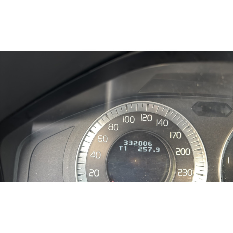 Leve vitre electrique avant gauche VOLVO V 70 2 Photo n°20