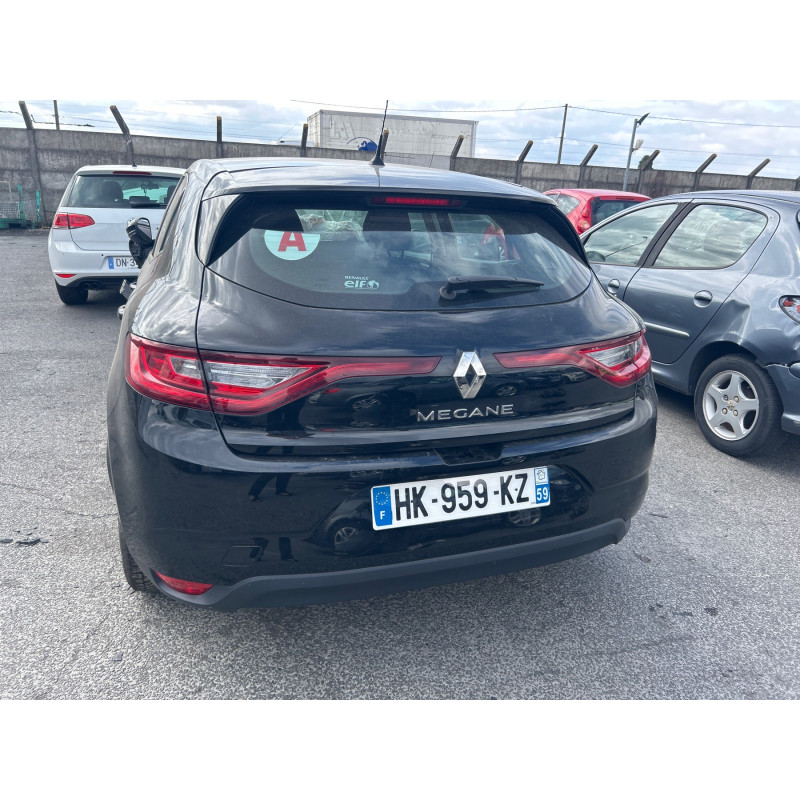 RENAULT MEGANE 4 PHASE 1 1.2i - 16V TURBO TCE 100 Photo n°8