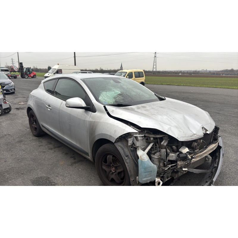 Trappe d'essence RENAULT MEGANE 3 Photo n°5